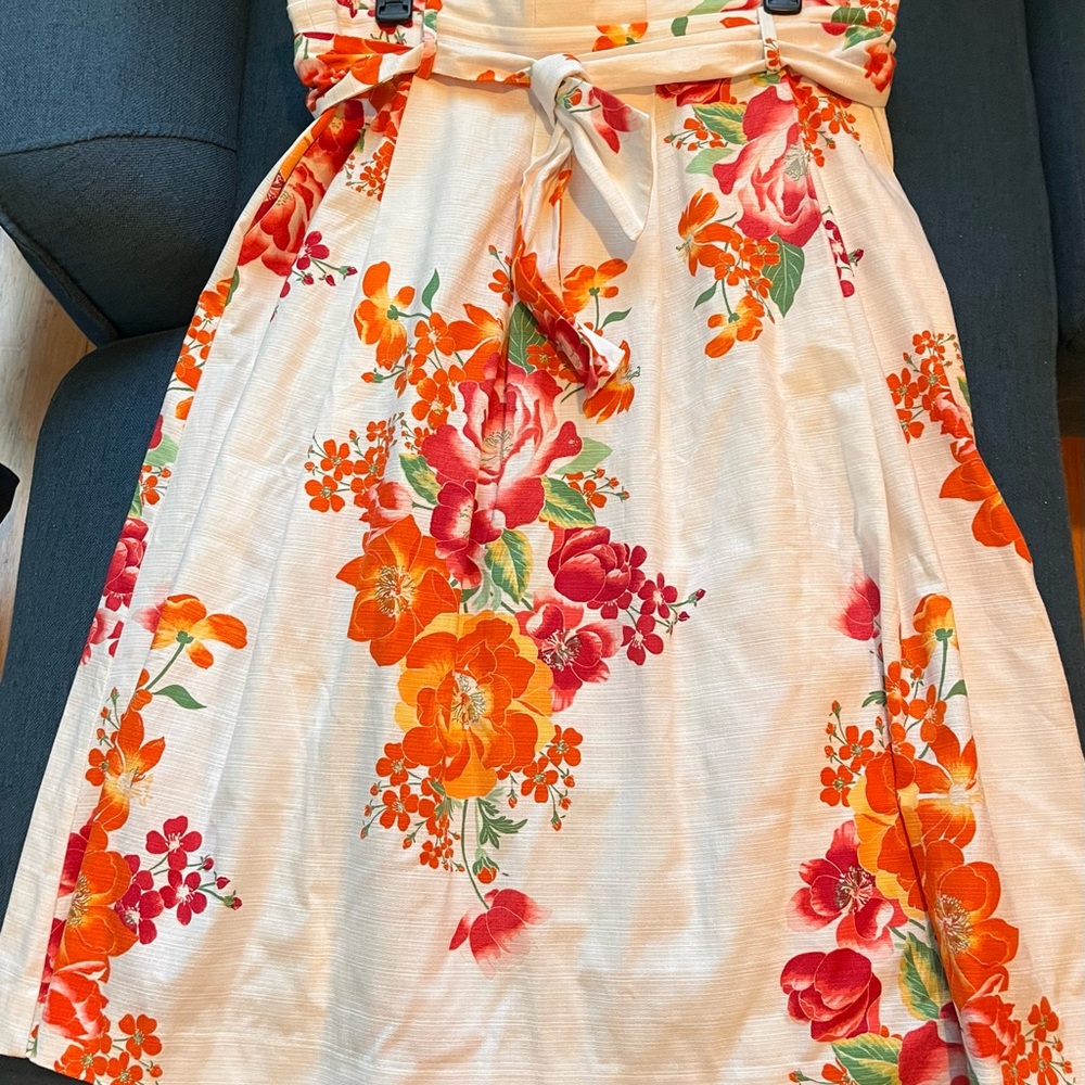 Eva Mendes by New York & CO Floral Print Midi Skirt